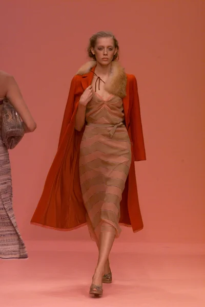 Look 38